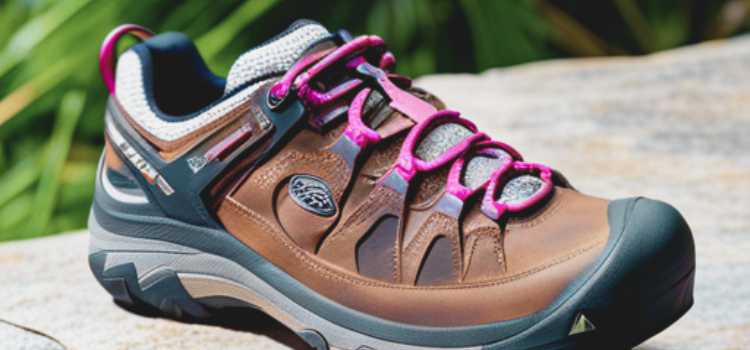 10 Best hiking shoes for Hawaii - offsidetavern tips and tricks